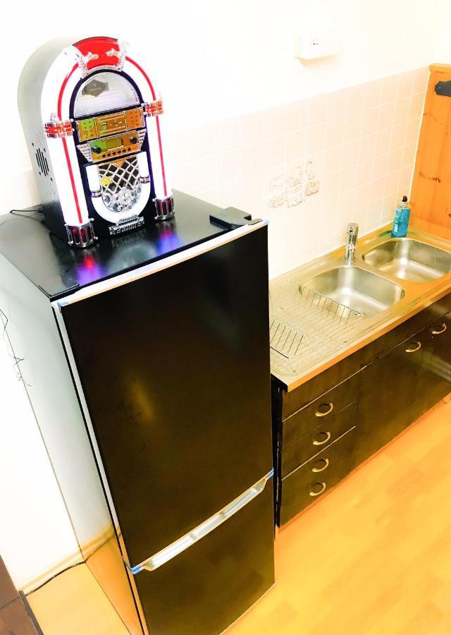 "Casa20200" 2 X Apartments Je 150Qm Fuer Business, Familien, Gruppen, Handwerker 15Min Von Berlin, Erdbeerhof, Outlet B5, 5Min Vom See Falkensee !! 2 Apartment Each 150Qm For Business , Families 15Min From Berlin!! Eksteriør bilde