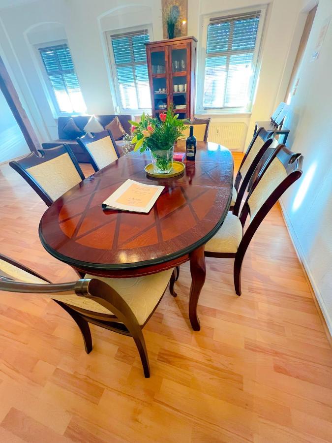 "Casa20200" 2 X Apartments Je 150Qm Fuer Business, Familien, Gruppen, Handwerker 15Min Von Berlin, Erdbeerhof, Outlet B5, 5Min Vom See Falkensee !! 2 Apartment Each 150Qm For Business , Families 15Min From Berlin!! Eksteriør bilde